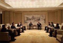 中国外运副总经理贺飞拜访连云港市政府副市长高美峰
