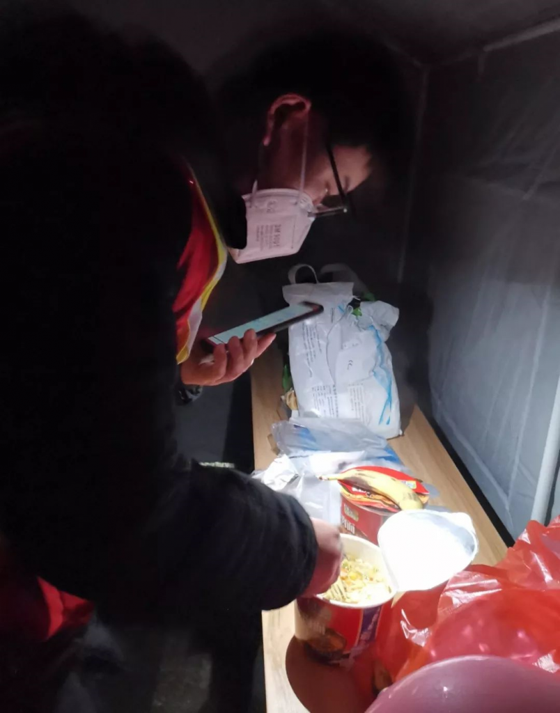 寒夜里,你们是一道美丽的风景线! - 第12张 | 大陆桥视野 寒夜里,你们是一道美丽的风景线! - 第12张 | 大陆桥视野