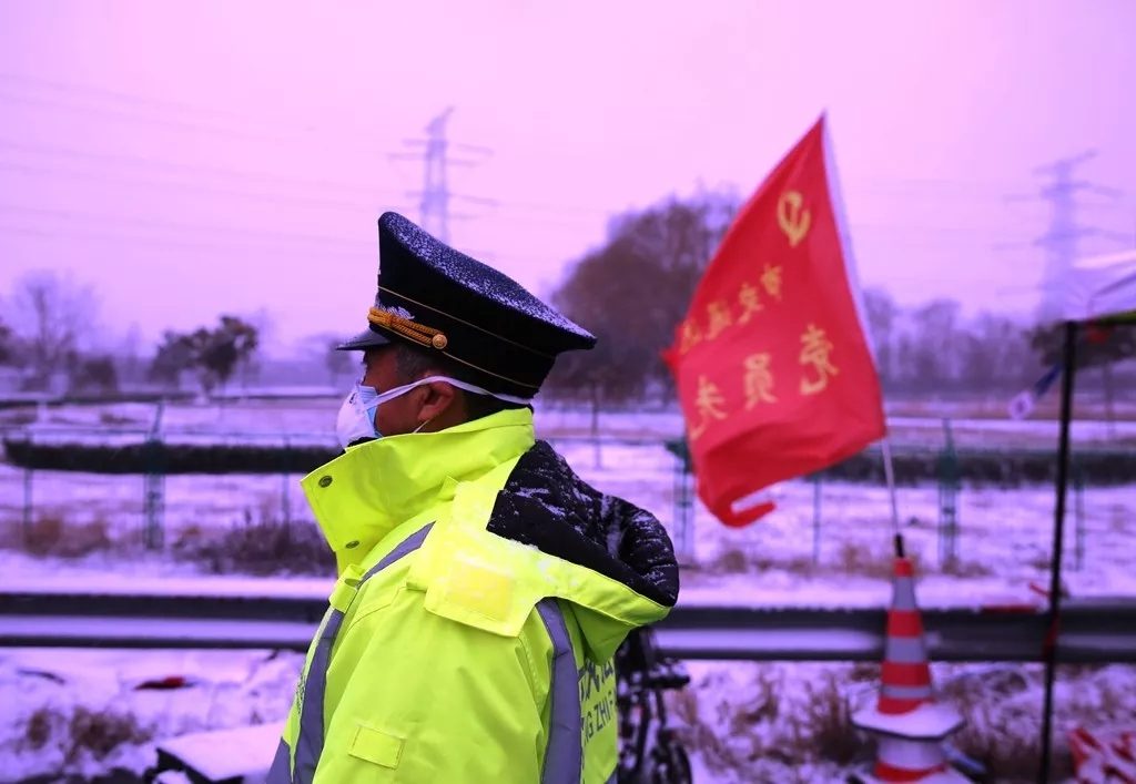 风雪中,逆行的连云港交通人 - 第5张 | 大陆桥视野 风雪中,逆行的连云港交通人 - 第5张 | 大陆桥视野