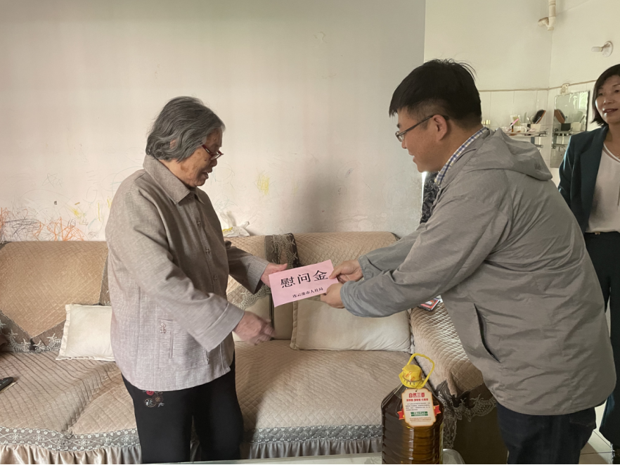 连云港市人社局:干群齐补“精神钙” 红色基因代代传 - 第6张 | 大陆桥视野 连云港市人社局:干群齐补“精神钙” 红色基因代代传 - 第6张 | 大陆桥视野