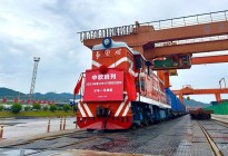 2023年中欧班列累计开行1万列  发送货物108.3万标箱  同比增长27%